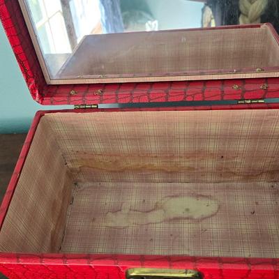 Vintage Cosmetic Case