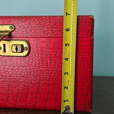 Vintage Cosmetic Case