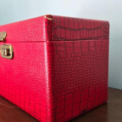 Vintage Cosmetic Case