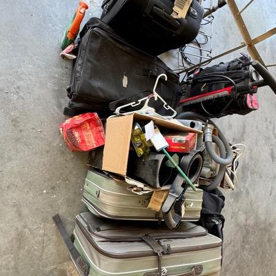 MISCELLANEOUS FRONT GARAGE LOT
