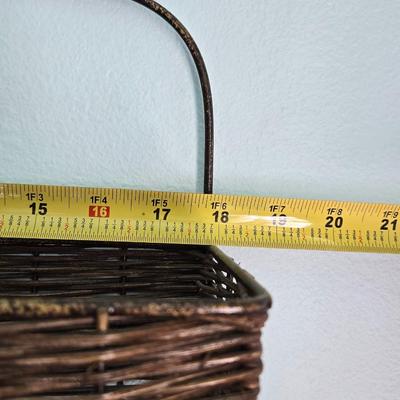 Wall Hanging Wicker and Wire Basket