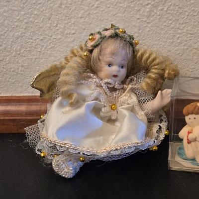 Vintage Doll Deco