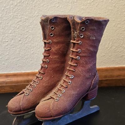 Resin Ice Skates Deco #1