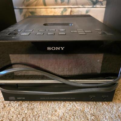 Sony MP3 Player with 2 Speakers
