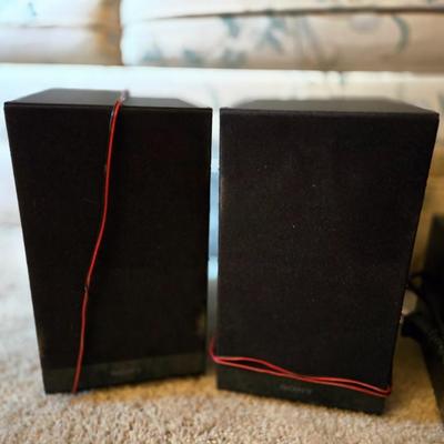 Sony MP3 Player with 2 Speakers