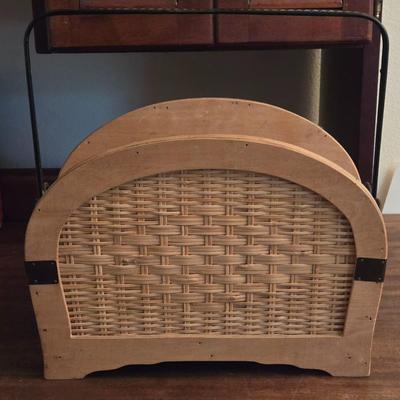 Magazine Holder