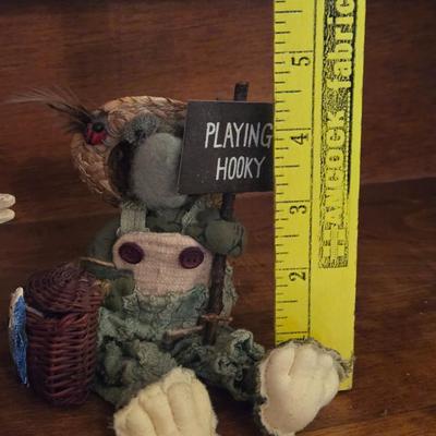 Decorative Figurines