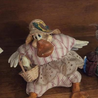 Decorative Figurines