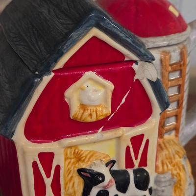 Barn Teapot