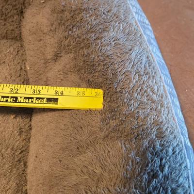 Nicole Miller Pet Bed