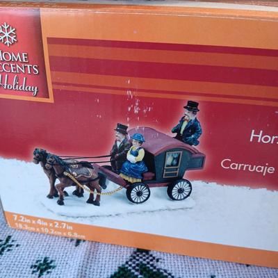 CHRISTMAS VILLAGE ACCESSORIES
