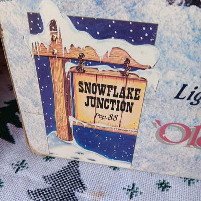 10 PC OLD WEST CHRISTMAS TOWN