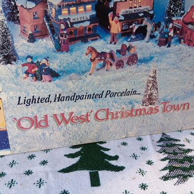 10 PC OLD WEST CHRISTMAS TOWN