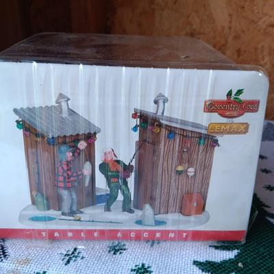 NEW CHRISTMAS VILLAGE ACCESSORIES