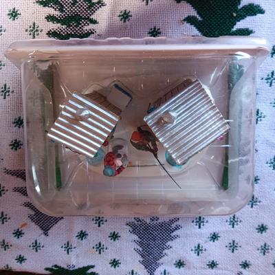 NEW CHRISTMAS VILLAGE ACCESSORIES