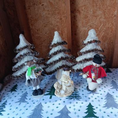 PINECONE STYROFOAM TREES AND CHARACTERS