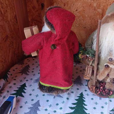 2 OLD WORLD STYLE SANTAS