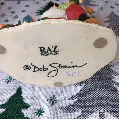 1 DEB STRAIN HOLIDAY FIGURE
