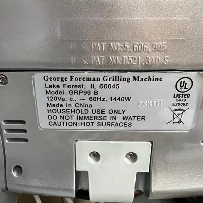 George Forman Grill w Accessories