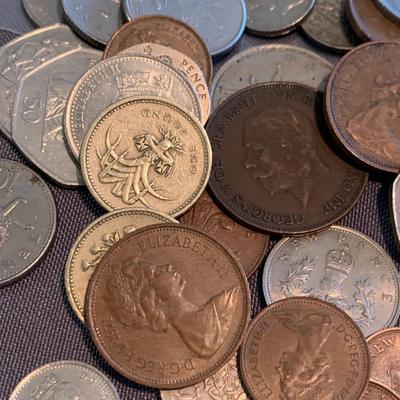 Mixed Coin Lot Buffalo Nickels / Foreign Currency