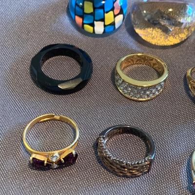 Costume Jewelry Large Rings Lot