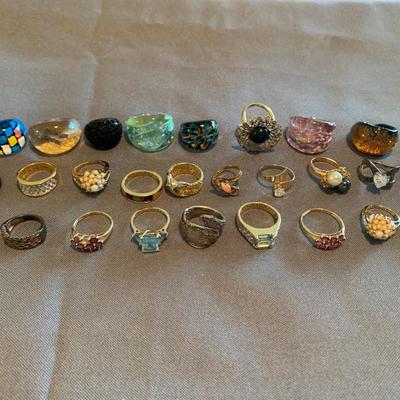 Costume Jewelry Large Rings Lot