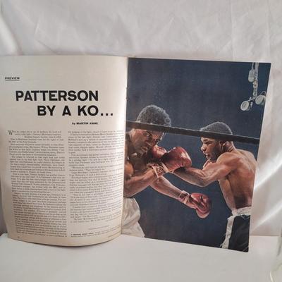 1957 Sports Illustrated Magazine and Other Vintage Sports Memorabilia (DR-CE)