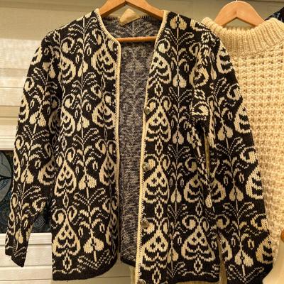 5 Vintage Sweater - 2 Swedish, 1 Shawl