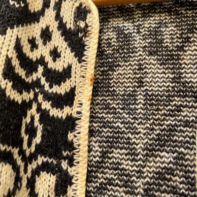 5 Vintage Sweater - 2 Swedish, 1 Shawl