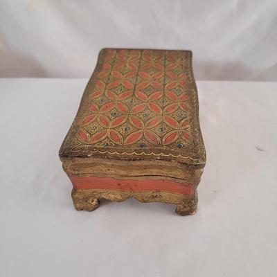 Vintage Painted Boxes and More (DR-CE)