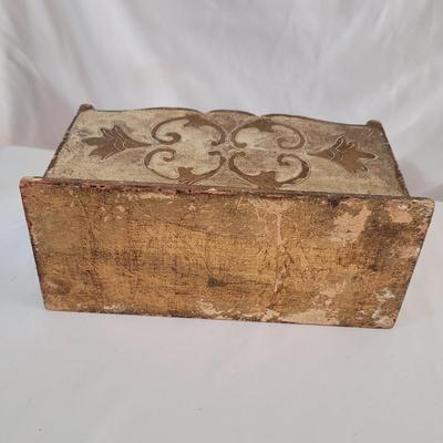 Vintage Painted Boxes and More (DR-CE)