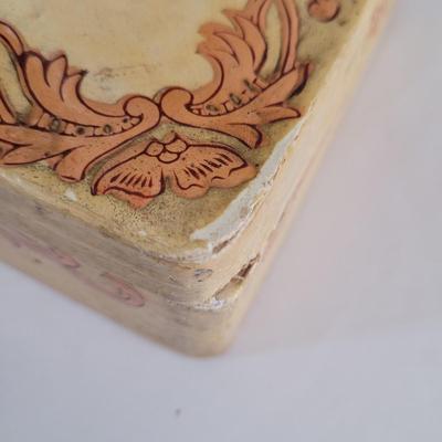 Vintage Painted Boxes and More (DR-CE)