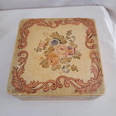Vintage Painted Boxes and More (DR-CE)