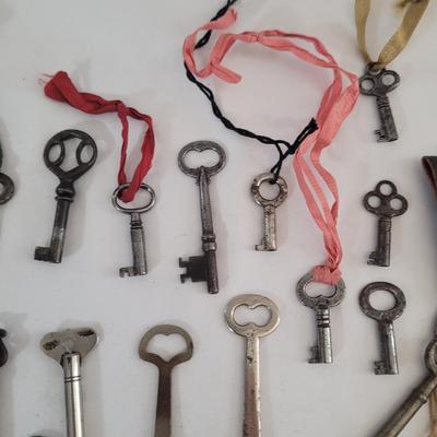 Vintage Keys (DR-CE)