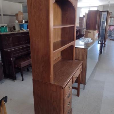 Broyhill Wood Finish Two Piece Knee Hole Desk with Bookshelf Topper