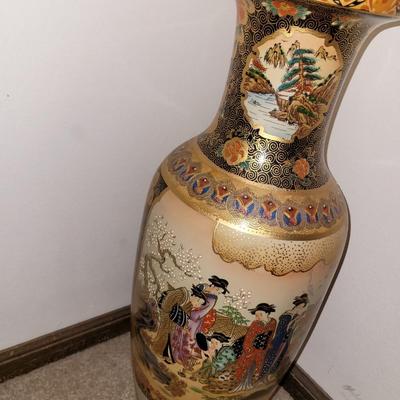 Antique hand painted and embossed Chinese vase