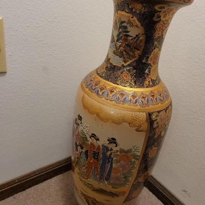 Antique hand painted and embossed Chinese vase