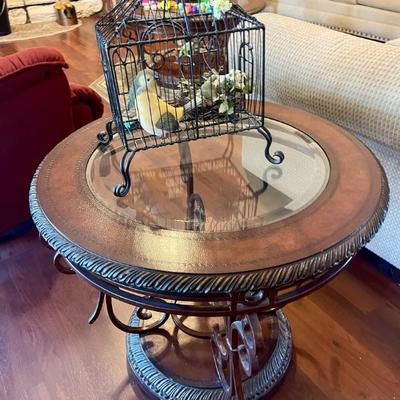 Coffee table and matching end tables 