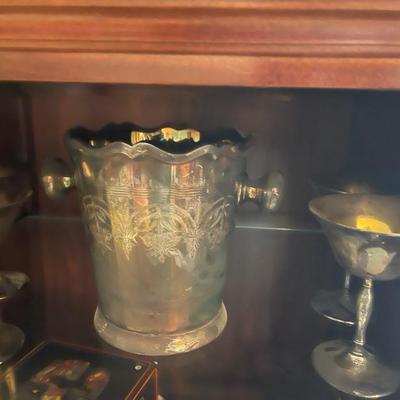 Ice bucket 