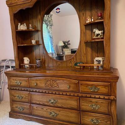 Dresser 