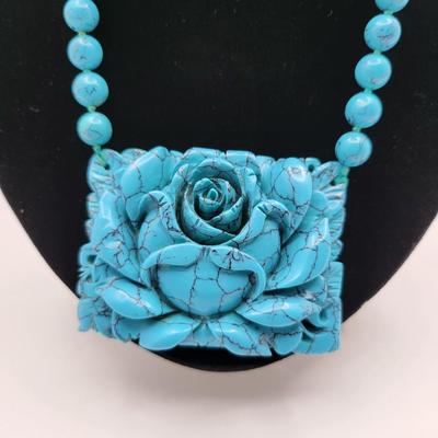 Howlite Carved Necklace