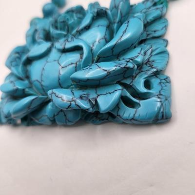 Howlite Carved Necklace