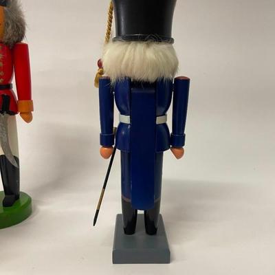 Lot of Hand Painted Wood Nutcrackers, Vintage VEB Hodrewa Rosenthal German Nutcracker Etc