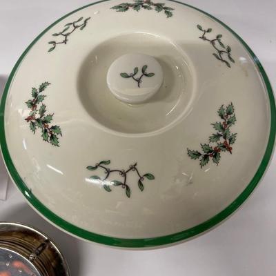 Lot of Spode Christmas Pieces