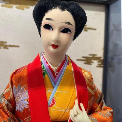 Vintage Japanese Okinawa Ryukyu doll with case