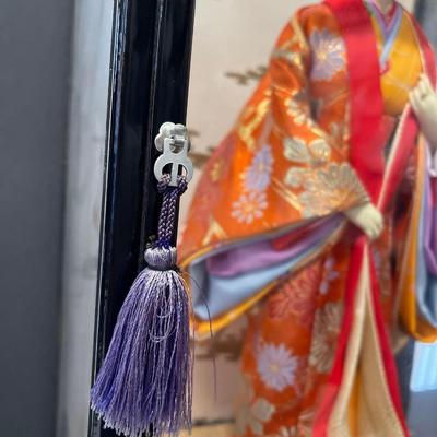 Vintage Japanese Okinawa Ryukyu doll with case