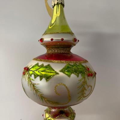 Box of 6 Frontgate Ornaments