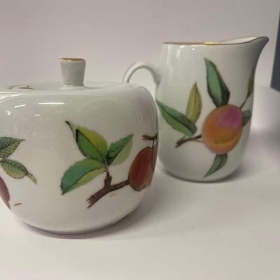 Lot of Royal Worcester Evesham Porcelain Serving Pieces