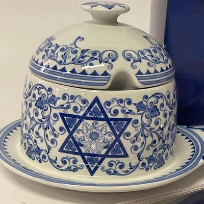 Spode Judaica Collection Honey Pot & Challah Knife