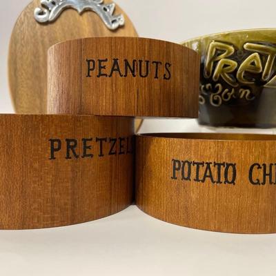Vintage Kitchen Snack Serving Pieces